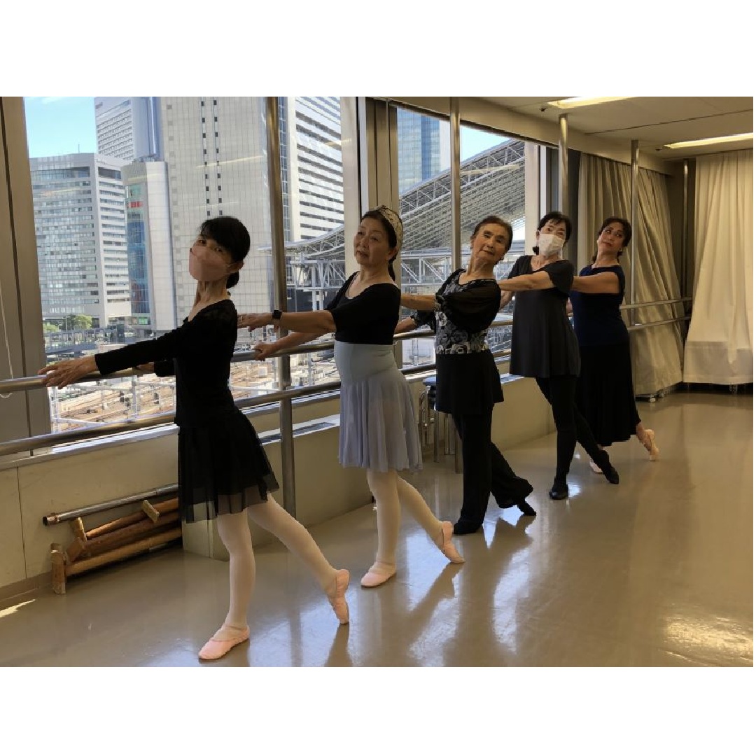 〈ジャンル〉バレエ・ダンス・舞踊 【大人からの楽しいバレエ】 憧れのクラシックバレエにチャレンジ