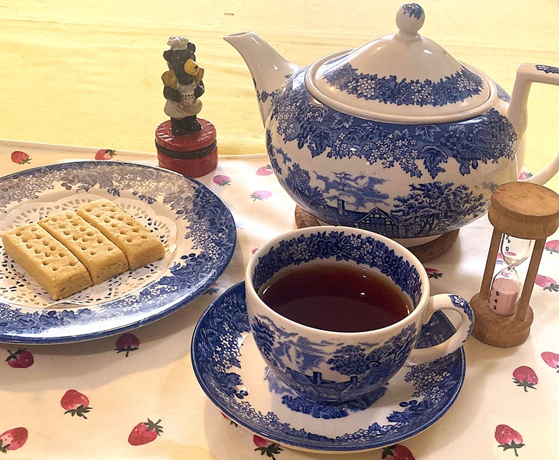 英国スタイルで学ぶ 午後の紅茶教室(全4回) 9/26・10/24・11/28・12/26(土)