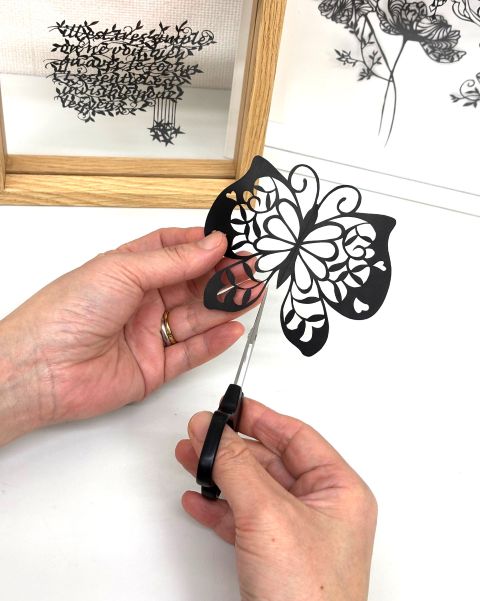 (全6回)蒼山日菜デザイン レース切り絵(初級) 秋の新講座 10/2(金)スタート予定
