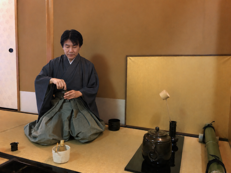 凜と心が整う和のひととき 遠州流茶道