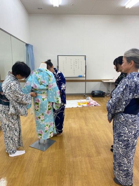 ひとりで着れるようになろう♪ 初歩からの着付け(4ヵ月～)