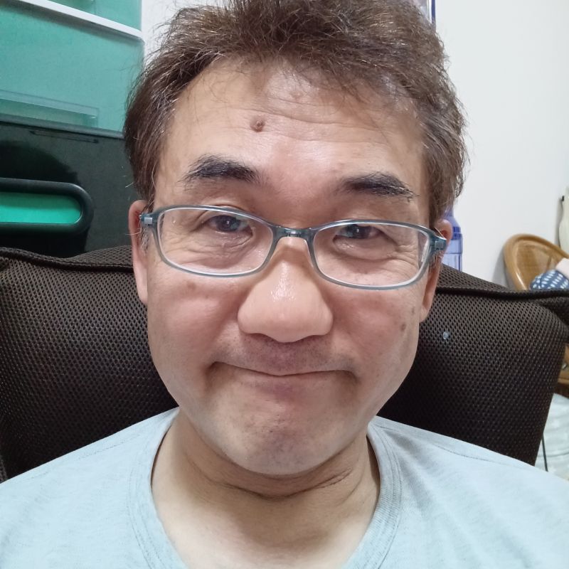 足立 真也